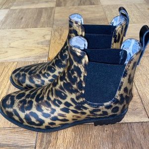 Leopard print rain booties